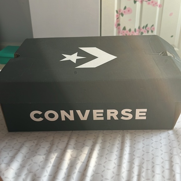 Converse platforms size 8 - Picture 2 of 8